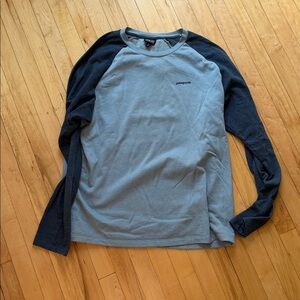 Patagonia Two-Tone Blue Raglan Shirt